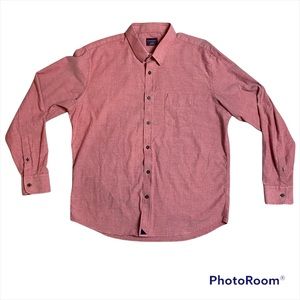 Untuckit Mens Long sleeve button down size XL Pink